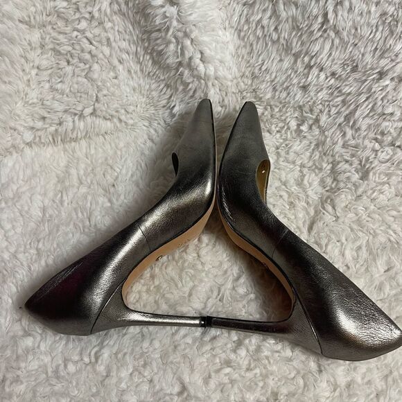 Charles David leather metallic gray slip on heels size 11 pointed toe Size 11 - Picture 5 of 11